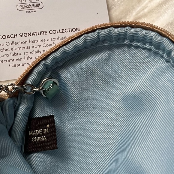 NEW Coach 60874 SEAHORSE Signature Zip Around Wristlet Wallet Clutch Keychain 4" - Picture 15 of 15